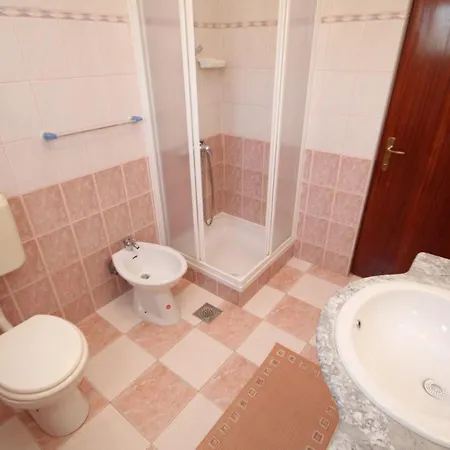 Appartement By The Sea Vlasici, Pag - 6523 Povljana